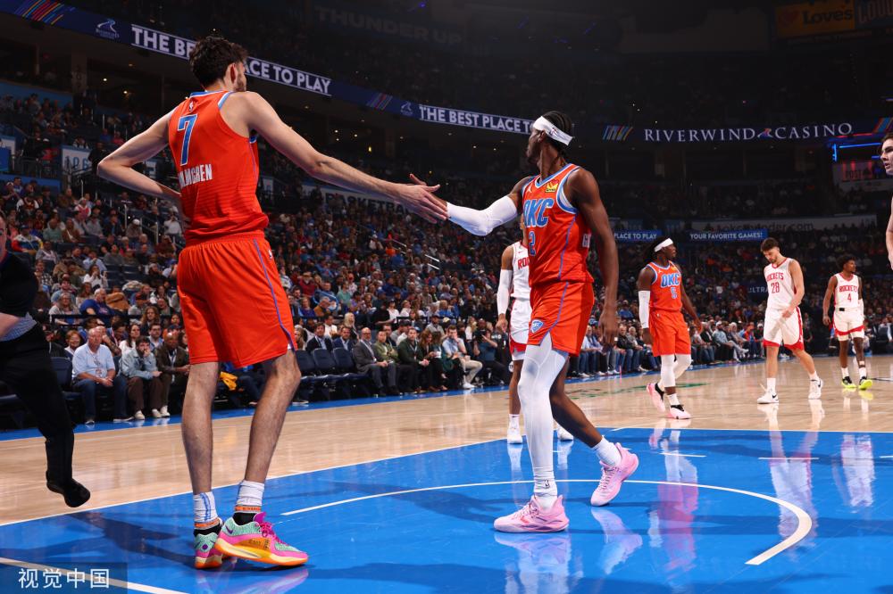 许多年轻球 许多年轻球