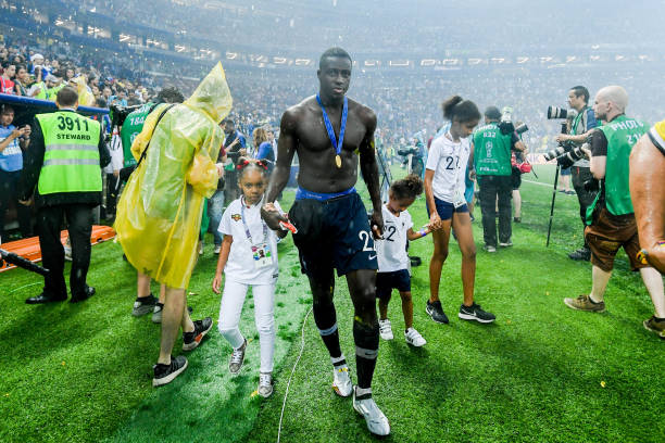 联了湖人队 联了湖人队